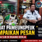 Camat Pameungpeuk Sampaikan Pesan kepada SJB di Ruang Kerja dd